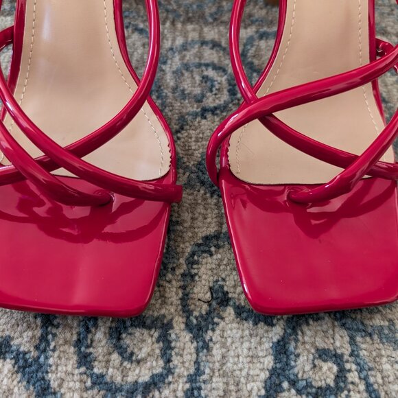 AZALEA WANG Sandals Women's 8.5 Balbina 3 Red Stack Heel Design Slip On… - Picture 4 of 12